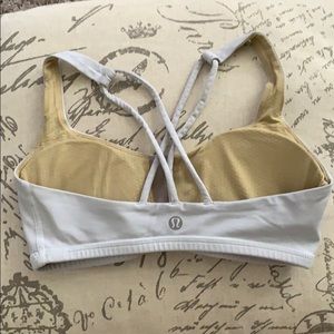 Lululemon Free to Be Bra, size 4